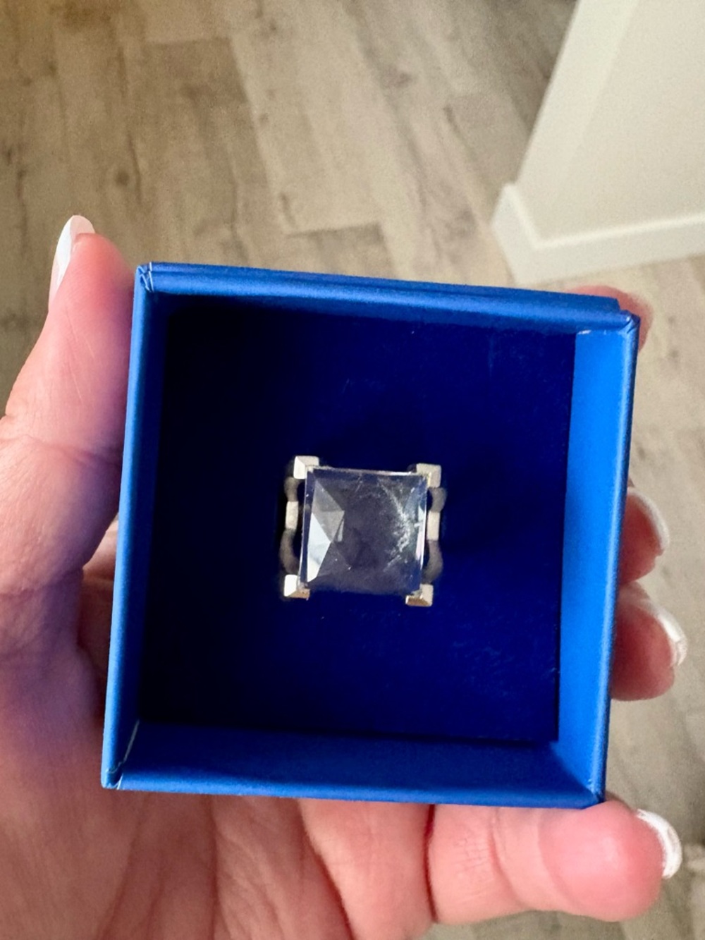 Dean Davidson size 8 plaza ring. EUC.